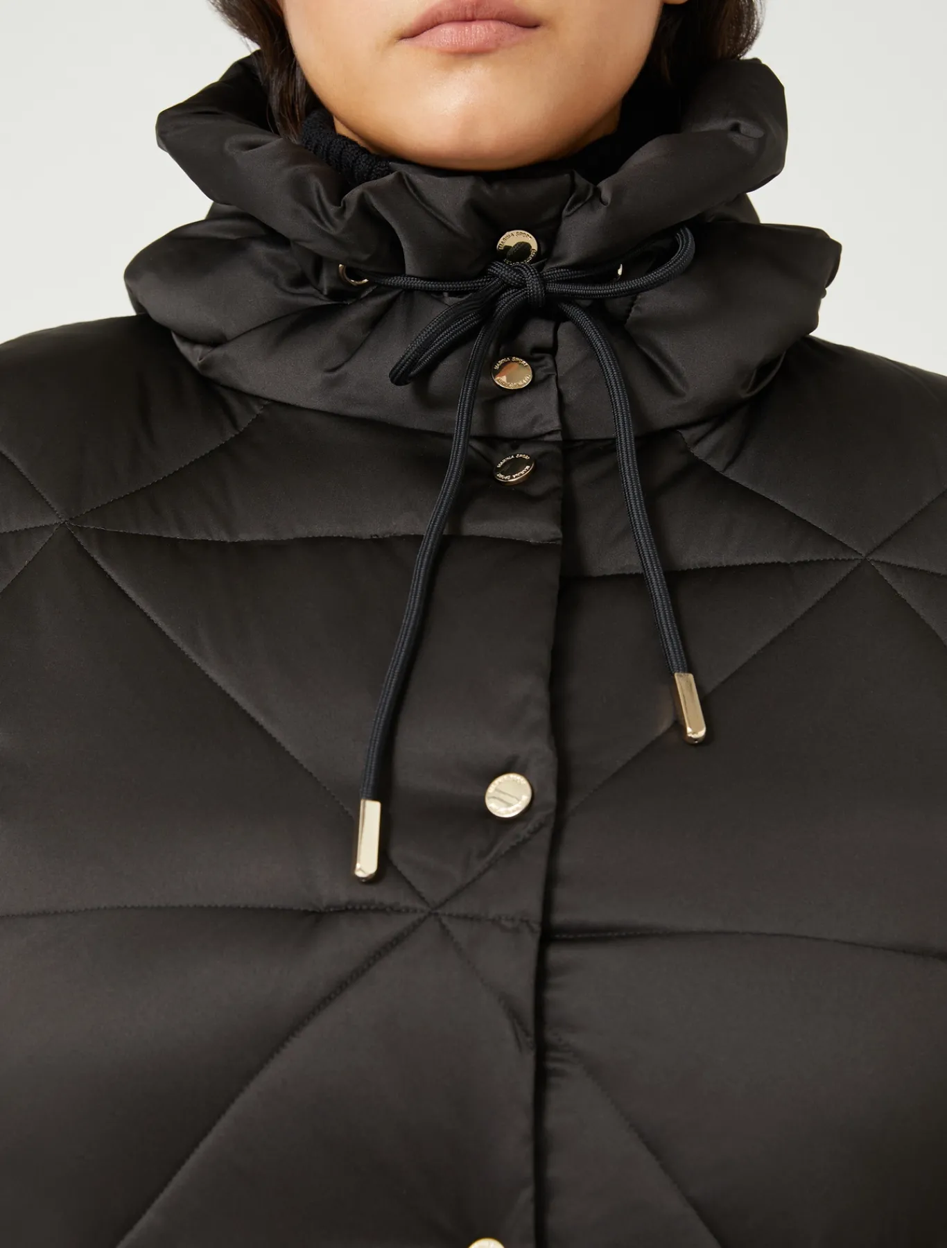 Marina Rinaldi Anorak acolchado largo de satén impermeable